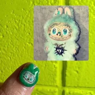 ネイル 前山 亜耶のネイルデザイン