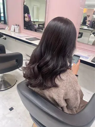 ロング カラー 透明感🤍レイヤー ベージュ‎🤍ピンクのヘアスタイル
