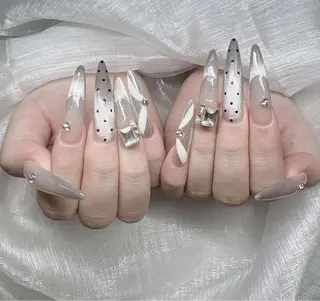 ネイル Lee Nailsのネイルデザイン