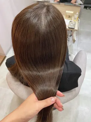 ミディアム 髪質改善お任せ ください♪ひとみのヘアスタイル