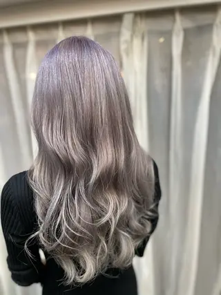 ロング 🌟超特価1日 3名限定Lyly🌟のヘアスタイル