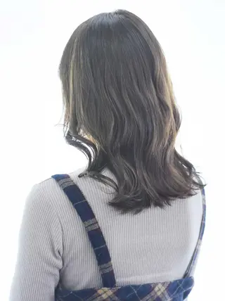 セミロング カラー Atem ☀️大町店のヘアスタイル