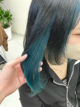 ミディアム カラー 🦔Laulu 菅原綾乃のヘアスタイル