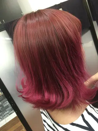 ミディアム カラー 岡部 裕真のヘアスタイル