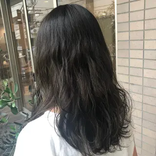 ロング カラー パーマ 佐川 友里のヘアスタイル