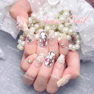 ネイル Queening 🦋のネイルデザイン