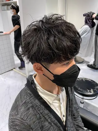 ショート カラー パーマ ヘアアレンジ メンズ キッズ ネイル マツエク・マツパ アイブロウ スパイキー/フェザー /波巻き/かいとのヘアスタイル