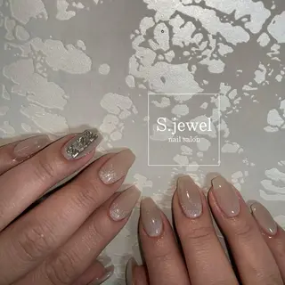 ネイル S. JEWELのネイルデザイン