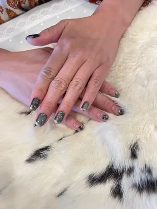 ネイル EE.Nail所属・FuFu.Nail 2️⃣番のネイルデザイン