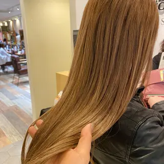 ロング カラー 韓国風・ブリーチなし ・あり後藤 一斗店長のヘアスタイル