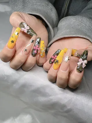 ネイル Lee Nailsのネイルデザイン
