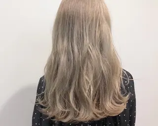 ロング カラー VIRETTA 【ヴィレッタ】のヘアスタイル
