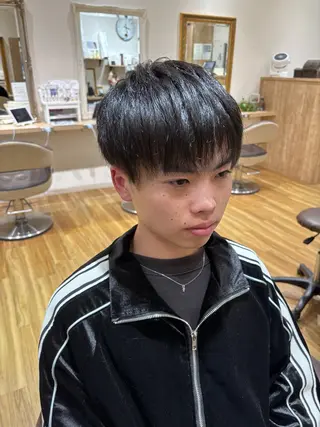 ショート メンズ 渡辺 大雅のヘアスタイル