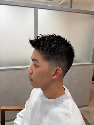 ショート パーマ職人 矢部絢一のヘアスタイル