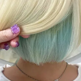カラー サイレント美容師 アイリィのヘアスタイル