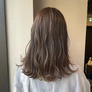 ミディアム カラー ブリーチ👩🦳/ ✂︎MANAMIのヘアスタイル