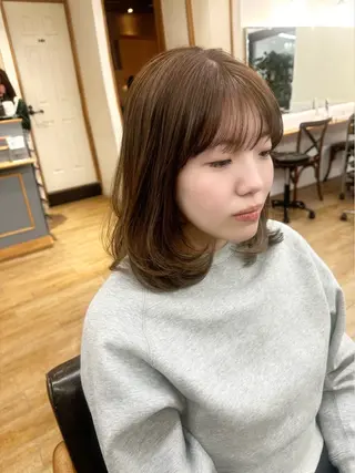 ミディアム カラー パーマ ヘアアレンジ メンズ キッズ レイヤーカット／顔周 りカット/縮毛矯正のヘアスタイル