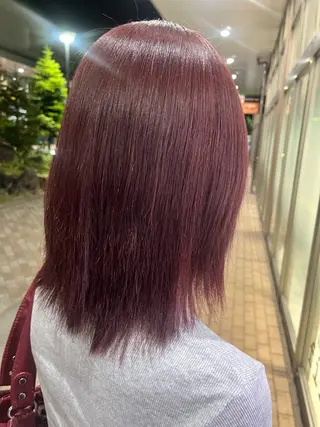 ミディアム カラー 加藤 奈菜のヘアスタイル