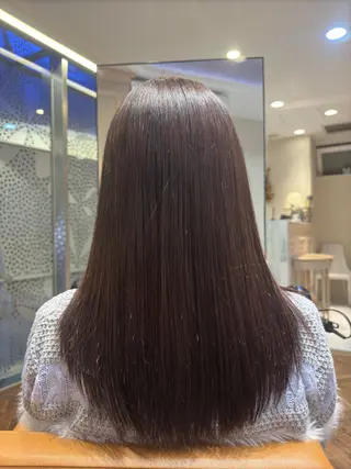 セミロング 頭から整える美容師 松田のヘアスタイル
