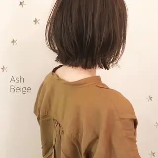 ミディアム カラー 市川 千夏のヘアスタイル