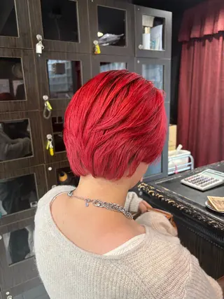 ショート カラー 🦋YUI 髪質改善 ブリーチ　着付け🦋のヘアスタイル