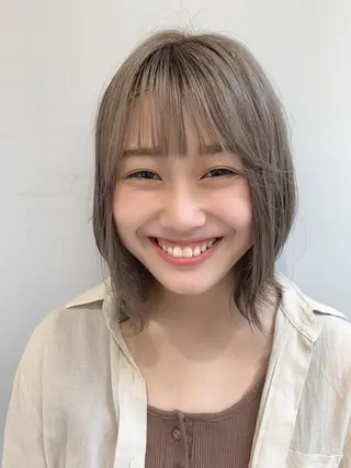 ミディアム カラー 🦖鶴岡 香純🦖のヘアスタイル