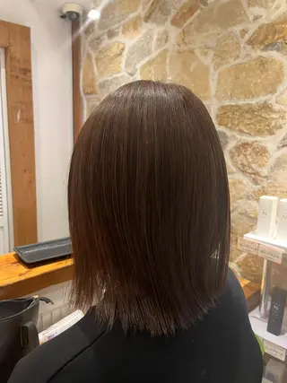 セミロング 秋澤 楓のヘアスタイル