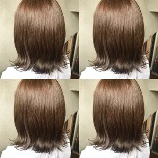 ミディアム カラー 小栗 麻衣のヘアスタイル