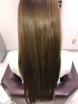 ロング 村口 優香のヘアスタイル