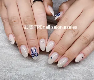 ネイル R inのネイルデザイン