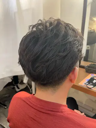 パーマ メンズ 透明感カラー/ ブリーチ無し/RYOのヘアスタイル
