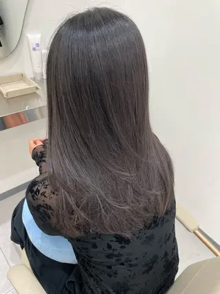 セミロング N°Elune RINNAのヘアスタイル