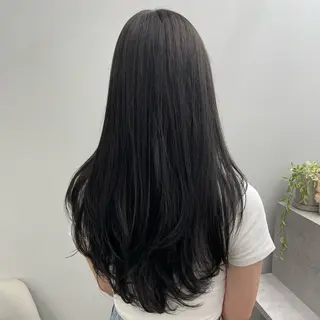 ロング カラー joule 藤原沙綾のヘアスタイル