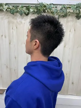 メンズ 🌱透明感カラー☘️ TOYO🌱のヘアスタイル