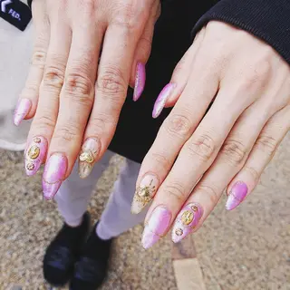 ロング ネイル anuenu eのネイルデザイン