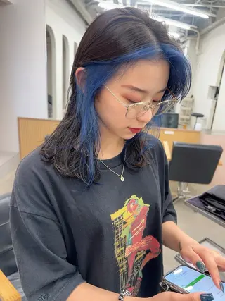 ミディアム vince. moekoのヘアスタイル