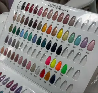 ネイル REI NAのネイルデザイン