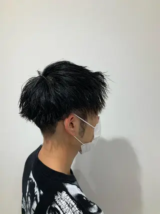 ショート パーマ メンズ ハイトーン特化 川井優汰のヘアスタイル