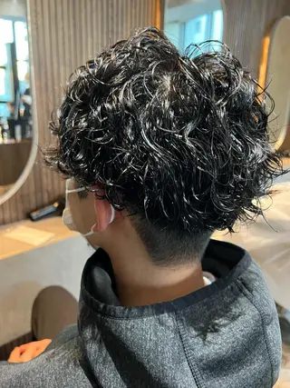 ショート パーマ メンズ 波巻きスパイラルパー マ/シャドウパーマ駿のヘアスタイル