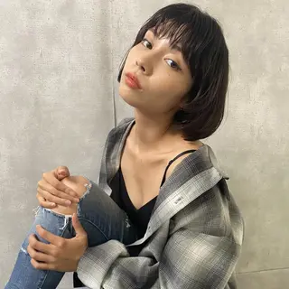 ショート カラー LUXBE GALLERYのヘアスタイル