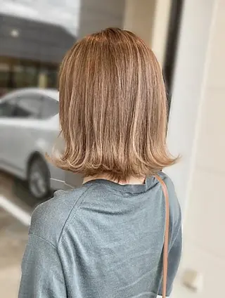 セミロング 【元住吉の艶髪の神様 】モリモト💓のヘアスタイル