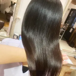 セミロング 髪質改善特化 安東駿介のヘアスタイル