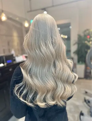 ロング カラー 🌈インナーカラー ‘ショウマ’🌈のヘアスタイル