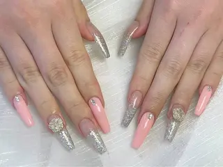 ネイル 里奈 Nailのネイルデザイン