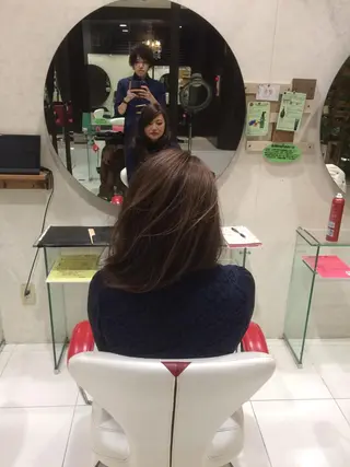 ロング カラー ヘアアレンジ 【白髪ぼかし】 矢内　夏輝のヘアスタイル