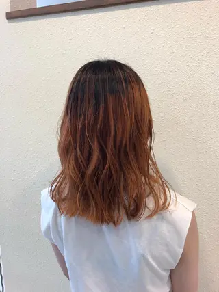 ロング 中川 茜里のヘアスタイル