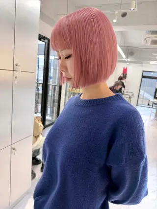 ショート カラー TATSUブリーチ/ ミルクティーベージュのヘアスタイル