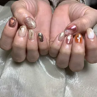 ネイル 里見 麗のネイルデザイン