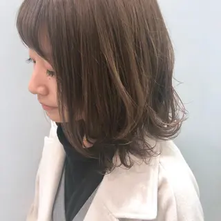 ミディアム 柏木 彩花のヘアスタイル