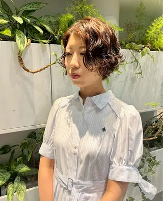 ショート パーマ つぼみ/パーマ ／レイヤー／ボブのヘアスタイル